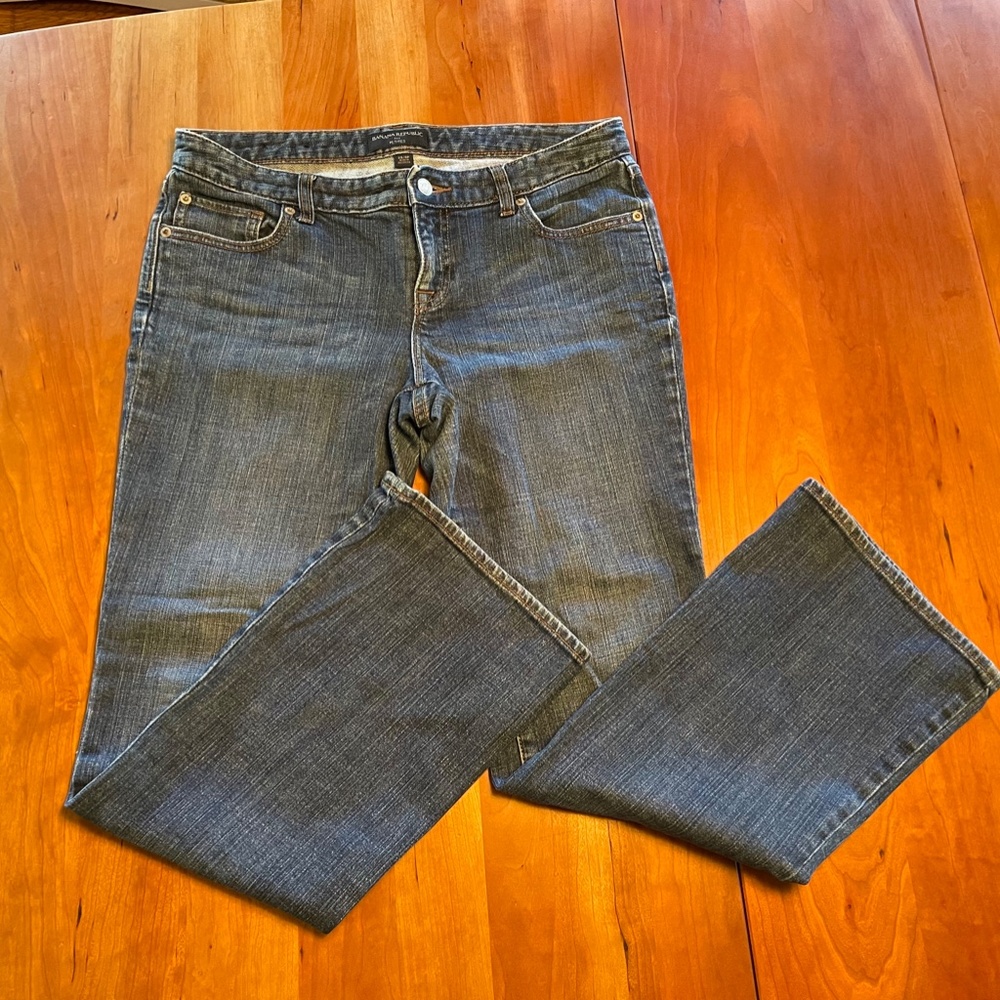 Banana Republic - boot cut jeans - 29/8Petite - Picture 2 of 4